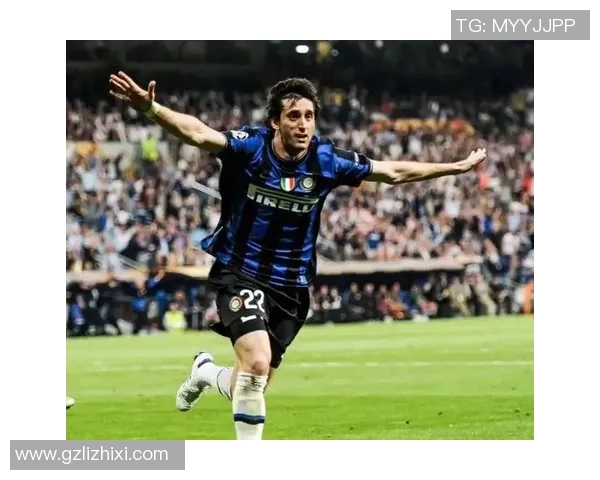 足球明星的另类魅力揭示矮丑照片背后的真实故事与励志人生