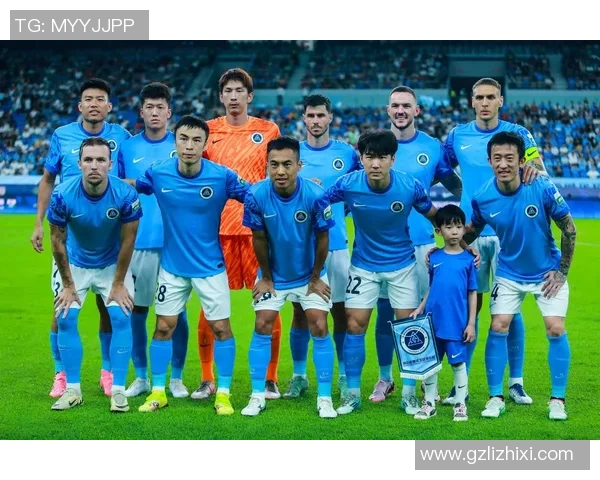 足球明星纷纷迎来新生命家庭幸福指数飙升引发热议