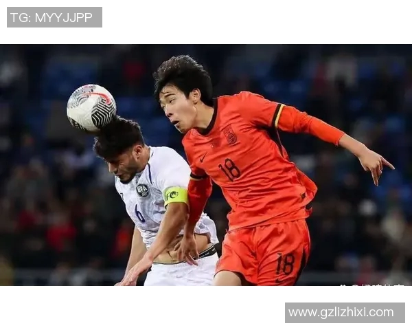 新时代足球明星实力平平引发球迷热议与期待